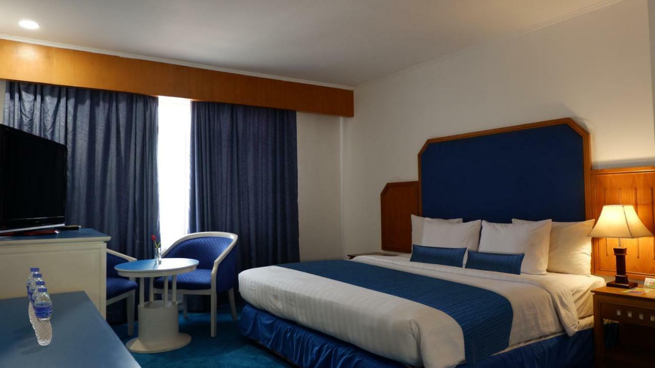 Arnava Hotel Senen Jacarta Exterior foto