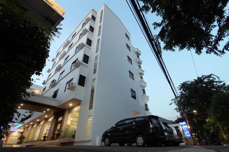 Arnava Hotel Senen Jacarta Exterior foto